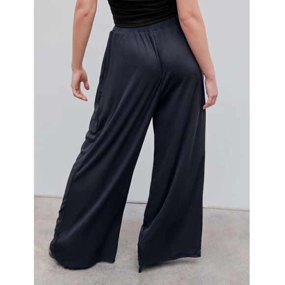 Black CIDER Solid Elastic Waist Pocket Wide Leg Pants Curve & Plus 1X - Picture 3 of 9